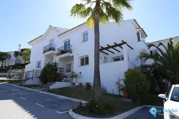 3 bedroom House for Sale in Riviera del Sol