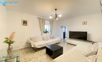 4 bedroom House for Sale in Marbella-3192