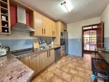 4 bedroom House for Sale in Estepona-77147