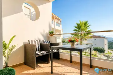 3 bedroom Apartment for Sale in La Duquesa-97474