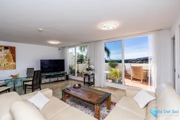 4 bedroom Apartment for Sale in Benahavís-97755