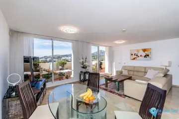 4 bedroom Apartment for Sale in Benahavís-97751