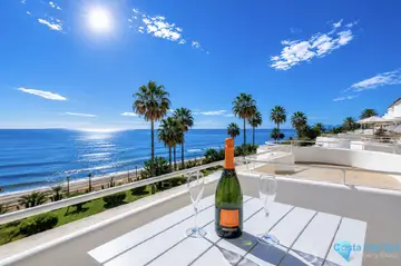 2 bedroom Apartment for Sale in Estepona