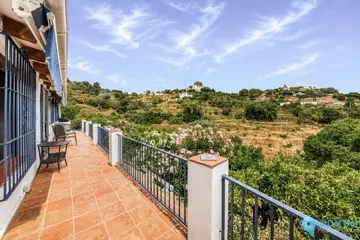 2 bedroom House for Sale in Alhaurín el Grande-97856