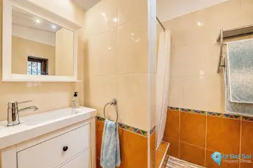 2 bedroom House for Sale in Alhaurín el Grande-97860
