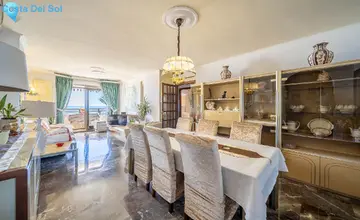 3 bedroom Apartment for Sale in Fuengirola-3254
