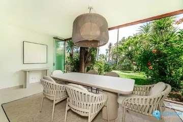 4 bedroom House for Sale in New Golden Mile-98040