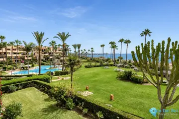 2 bedroom Apartment for Sale in New Golden Mile