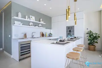4 bedroom House for Sale in New Golden Mile-98110