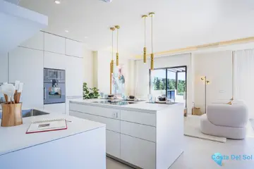 4 bedroom House for Sale in New Golden Mile-98111