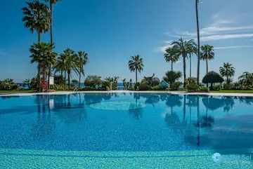 3 bedroom Apartment for Sale in New Golden Mile-98116