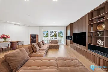 3 bedroom Apartment for Sale in New Golden Mile-98121