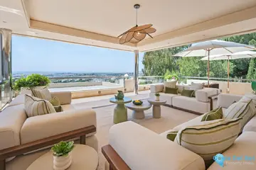 5 bedroom Apartment for Sale in Marbella-98136