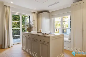 5 bedroom House for Sale in Marbella-98164