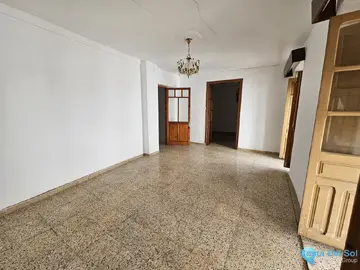 4 bedroom House for Sale in El Burgo-98185