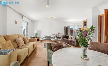 6 bedroom Apartment for Sale in Estepona-3292