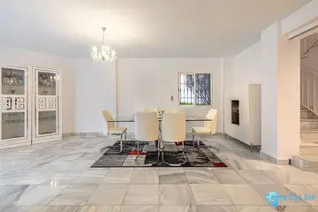 2 bedroom House for Sale in Nueva Andalucía-13001