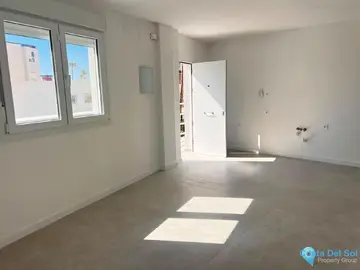 1 bedroom Apartment for Sale in La Carihuela-98529