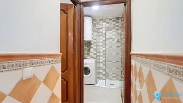 2 bedroom Apartment for Sale in Torremolinos-98599