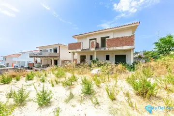 2 bedroom House for Sale in Manilva