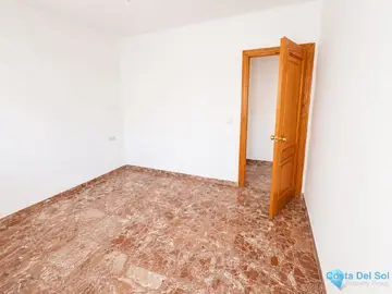 3 bedroom House for Sale in Casares-98730