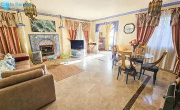4 bedroom House for Sale in Casares Playa-3357