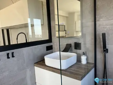 1 bedroom Apartment for Sale in Aloha-99088