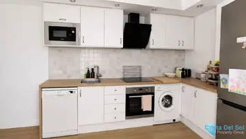 2 bedroom Apartment for Sale in San Luis de Sabinillas-99184