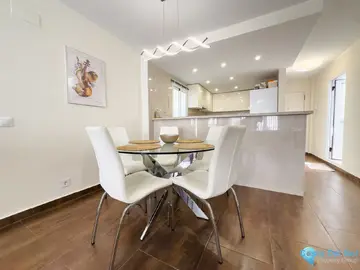 2 bedroom Apartment for Sale in La Duquesa-99501