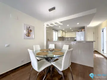 2 bedroom Apartment for Sale in La Duquesa-99506