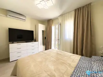 2 bedroom Apartment for Sale in La Duquesa-99509