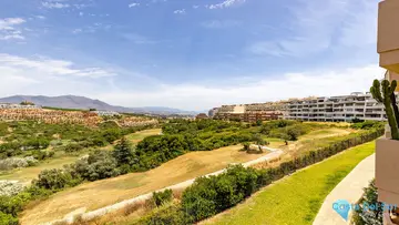 2 bedroom Apartment for Sale in La Duquesa-99661