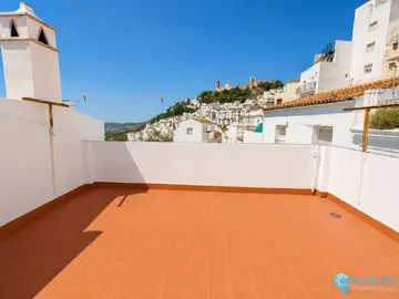 3 bedroom House for Sale in Casares-99700