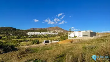550m2 Plot for Sale in Valle Romano-99745
