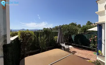 3 bedroom House for Sale in Nueva Andalucía-3610