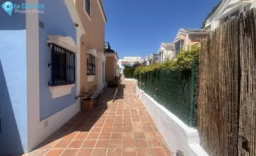 3 bedroom House for Sale in Nueva Andalucía-3612