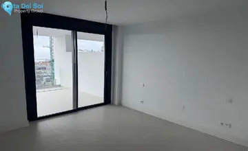3 bedroom Apartment for Sale in Fuengirola-3684