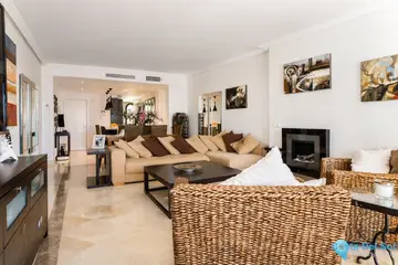 3 bedroom Apartment for Sale in Los Arqueros-13576