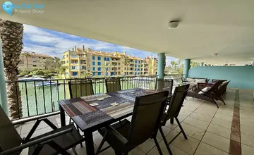 3 bedroom Apartment for Sale in Sotogrande Puerto-3835