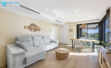 3 bedroom Apartment for Sale in Málaga-3896
