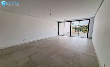 2 bedroom Apartment for Sale in Artola-4201