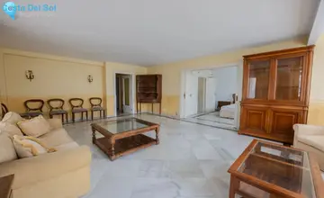 4 bedroom Apartment for Sale in Marbella-4276