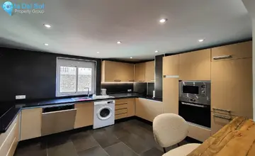 4 bedroom Apartment for Sale in Fuengirola-4400