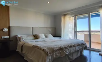 4 bedroom Apartment for Sale in Fuengirola-4404