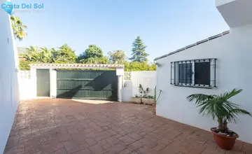 4 bedroom House for Sale in Marbella-4425