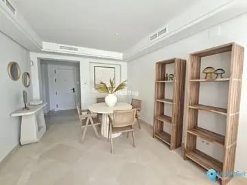 2 bedroom Apartment for Sale in Aloha-81924