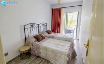 4 bedroom House for Sale in Estepona-4478