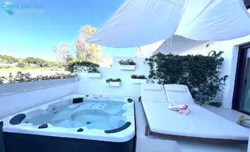 3 bedroom Apartment for Sale in Nueva Andalucía-4640