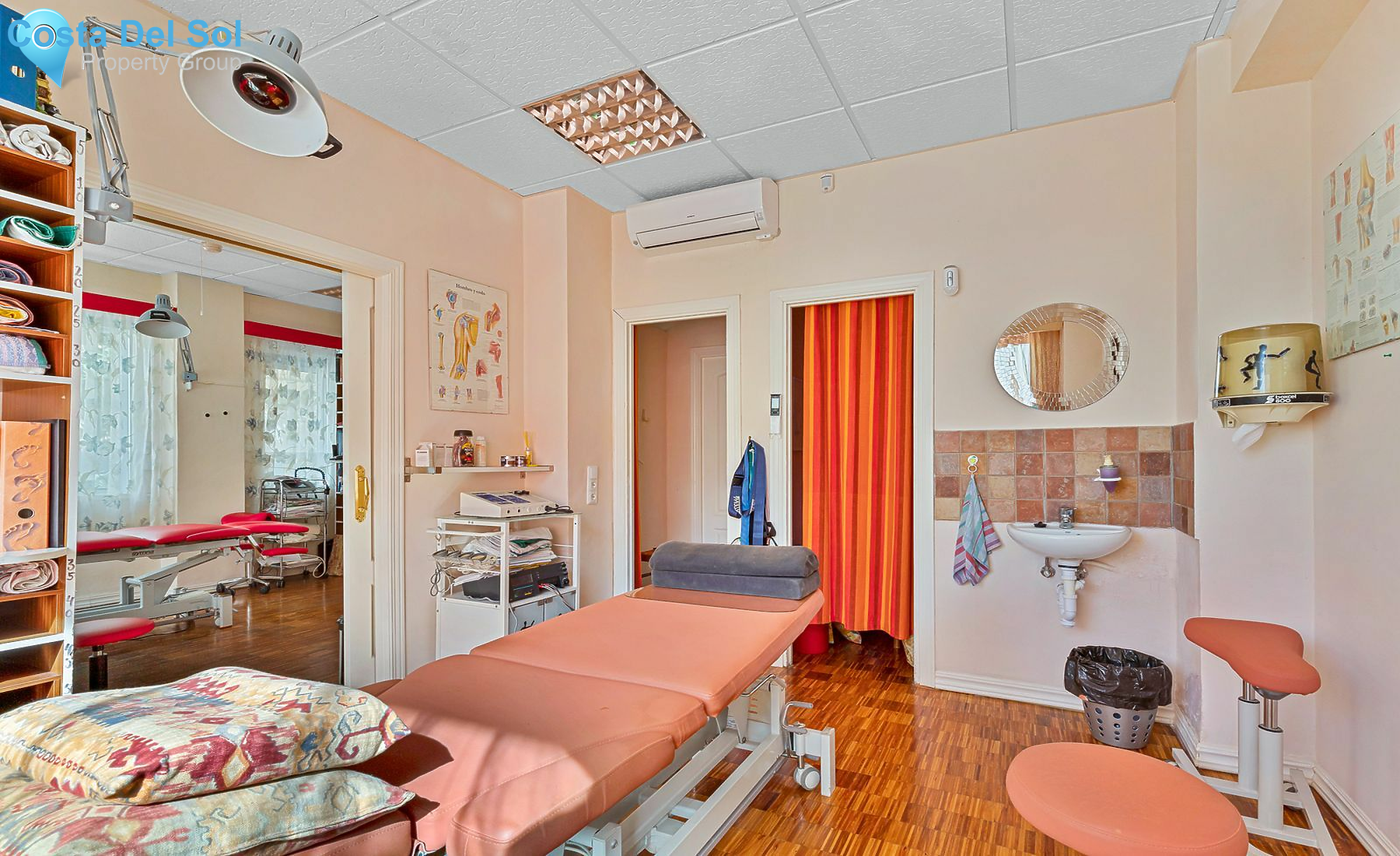 Business in Fuengirola-1554019