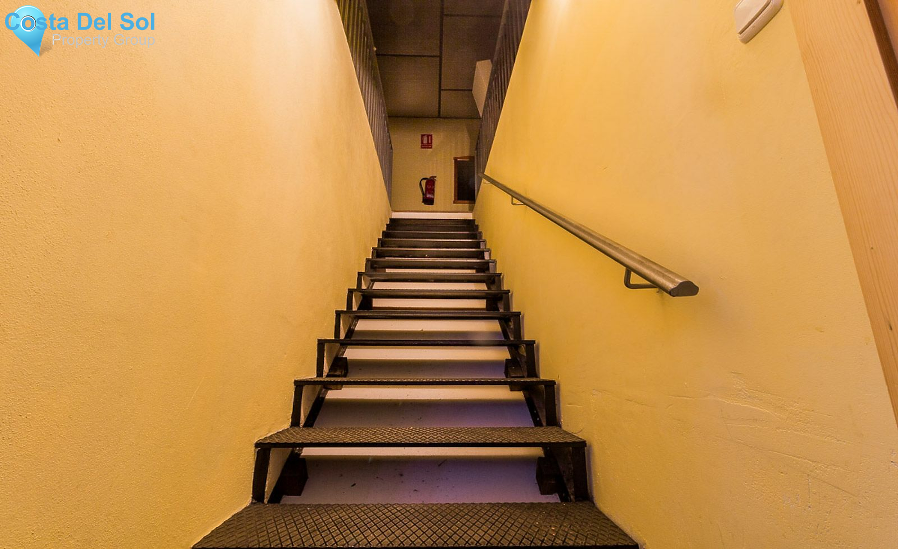 Commercial Premises in Estepona-1162570